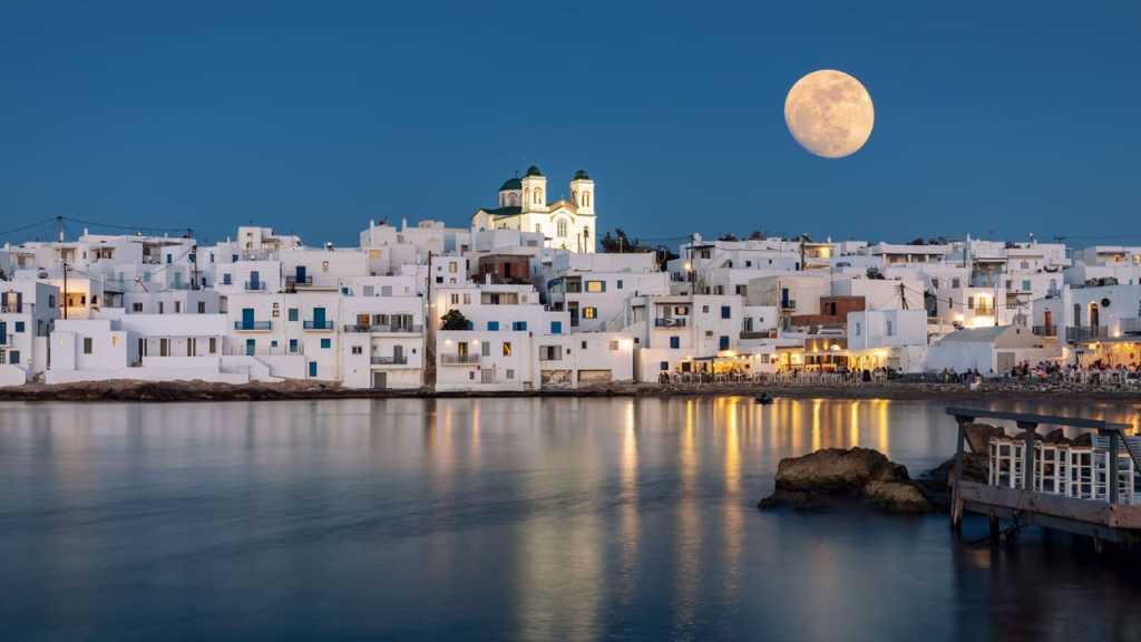 visit paros or naxos